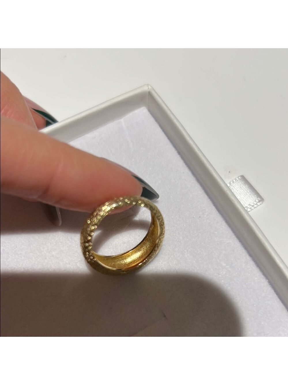 Elegant Gold Vermeil Ring from D. Louise - Picture 3 of 6